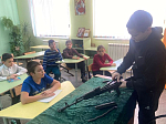 В «Школе выживания» города Россоши провели очередное занятие по сборке и разборке автомата и пистолета