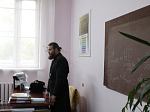 Студенты кантемировского колледжа задали вопросы священнику