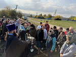 Архипастырь совершил молебен перед началом строительства храмового комплекса в селе Копаная Ольховатского района