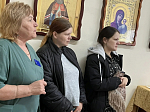 Священник совершил молебен в молельной комнате районной больницы села Верхний Мамон