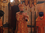 В понедельник Светлой седмицы Преосвященнейший епископ Дионисий совершил Божественную литургию в Ильинском соборе Россоши