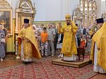 Преосвященнейший епископ Россошанский и Острогожский Дионисий возглавил Божественную литургию в Петропавловском храме села Репьёвка