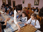 Маленькие прихожане поговорили о духовной литературе и испекли жаворонков