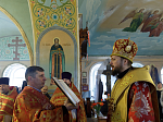 В понедельник Светлой седмицы епископ Дионисий совершил Литургию в храме Покрова Пресвятой Богородицы города Павловска