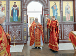 Преосвященнейший епископ Дионисий совершил Божественную литургию в Белогорском мужском монастыре
