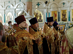 В преддверии престольного праздника Правящий Архиерей совершил всенощное бдение в Свято-Ильинском кафедральном соборе города Россоши