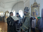 Епископ Дионисий совершил Литургию Преждеосвященных Даров в храме святителя Тихона, епископа Воронежского, Задонского чудотворца села Шубное Острогожского района