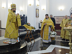 В день памяти Собора трех великих святителей Архипастырь совершил Божественную литургию в храме Всемилостивого Спаса г. Россошь