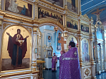Праздник Изнесения Честных Древ Креста Господня молитвенно отметили в Тихоновском соборном храме Острогожска
