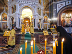 В семнадцатую годовщину интронизации Святейшего Патриарха Кирилла епископ Дионисий сослужил Предстоятелю Русской Православной Церкви в Храме Христа Спасителя