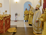 В Неделю 8-ю по Пятидесятнице епископ Дионисий совершил Божественную литургию в Воскресенском соборе Белогорского мужского монастыря