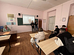 В р.п. Кантемировка состоялась встреча со студентами на тему «Счастье и удовольствие: как химические вещества ломают психику и мозг»