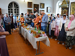 В день Медового Спаса в Казанском храме поселка Каменка была совершена Божественая литургия