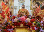 Глава Россошанской епархии совершил Божественную литургию в храме сщмч. Петра, митрополита Крутицкого, на малой родине святого