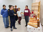 Воспитанники воскресной школы архиепископа Богучарского Серафима (Соболева), посетили Богучарский Дом народного творчества и ремесел