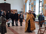 Школьники побеседовали со священником в храме