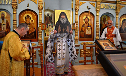 В храме Казанской иконы Божией Матери поселка Каменка состоялась Божественная литургия и передача в дар иконы преподобного Гавриила Самтаврийского