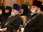 Митрополит Воронежский и Лискинский Сергий, временно управляющий Россошанской епархией, возглавил работу ежегодного Епархиального собрания духовенства, монашествующих и мирян Россошанской епархии