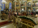 В канун праздника Воздвижения Креста Господня Преосвященнейший епископ Дионисий совершил всенощное бдение в Ильинском кафедральном соборе города Россоши