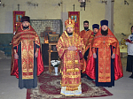 Архипастырь возглавил пасхальную утреню в храме Покрова Пресвятой Богородицы с. Ливенка Павловского благочиния