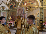 Преосвященнейший Дионисий, епископ Россошанский и Острогожский, совершил всенощное бдение в храме святых апостолов Петра и Павла села Петропавловка