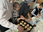 В воскресной группе Михайло-Архангельского храма села Воронцовка прошел мастер-класс по выпечке «Лесенок» и «Жаворонков»