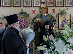 В праздник Святой Троицы Преосвященнейший епископ Дионисий совершил Литургию в Свято-Троицком храме города Россоши