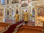 Преосвященнейший епископ Россошанский и Острогожский Дионисий возглавил Божественную литургию в Петропавловском храме села Репьёвка