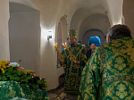 Преосвященнейший Дионисий в день памяти преподобного Серафима Саровского возглавил Божественную литургию в Костомаровском Спасском монастыре