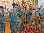 Епископ Дионисий 21 июля, в день празднования Казанской иконы Божией Матери, совершил Божественную литургию в Казанском храме пгт Каменка, центре Каменского благочиния