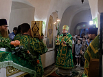 В день памяти преподобного Серафима Саровского Архипастырь совершил Божественную литургию в Костомаровском женском монастыре