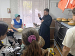 В пекарне-просфорне при Свято-Ильинском кафедральном соборе г. Россошь состоялось познавательное занятие
