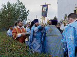 Правящий Архиерей совершил Божественную литургию в храме Покрова Пресвятой Богородицы села Осиковка Кантемировского района
