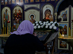 Архипастырь совершил повечерие с чтением Великого покаянного канона преподобного Андрея Критского в храме Рождества Пресвятой Богородицы города Россошь