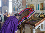В праздник Воздвижения Креста Господня Правящий Архиерей совершил Литургию в Свято-Ильинском кафедральном соборе города Россоши