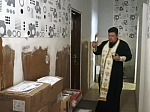 В Калачеевском районе священнослужитель благословил волонтеров, помогающих участникам специальной военной операции