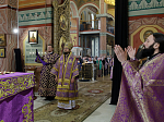 В Неделю Торжества Православия Правящий Архиерей совершил Божественную литургию в Свято-Ильинском кафедральном соборе города Россошь