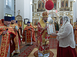 Епископ Россошанский и Острогожский Дионисий совершил Литургию в храме святых апостолов Петра и Павла с. Репьевка