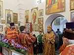 Глава Россошанской епархии совершил Божественную литургию в храме сщмч. Петра, митрополита Крутицкого, на малой родине святого
