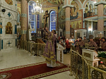 В канун праздника Воздвижения Креста Господня Преосвященнейший епископ Дионисий совершил всенощное бдение в Ильинском кафедральном соборе города Россоши