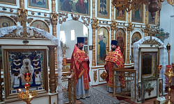 В храме Великомученика Георгия села Терновое Острогожского благочиния представили нового настоятеля