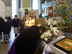 В Крещенский сочельник епископ Россошанский и Острогожский Дионисий совершил Литургию в храме Святой Живоначальной Троицы районного поселка Кантемировка