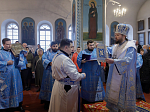 В праздник Благовещения Пресвятой Богородицы епископ Россошанский и Острогожский Дионисий совершил Божественную литургию в храме Вознесения Господня города Калач