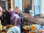 В храмах Калачеевского благочиния состоялись праздничные богослужения, в ходе которых освятили мед нового урожая