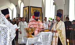 В Казанском храме города Павловска был совершен молебен для выпускников перед экзаменами