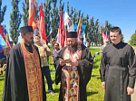  У поклонного креста в поселке Каменка состоялся традиционный братский молебен с акафистом