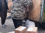 Клирик Калачеевского благочиния освятил очередной гуманитарный груз перед отправкой в зону проведения специальной военной операции