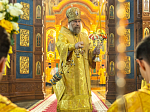 Торжественное соборное богослужение в праздник Собора Воронежских святых было совершено в Благовещенском кафедральном соборе города Воронежа