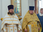 Глава Россошанской епархии совершил Божественную литургию в храме Рождества Пресвятой Богородицы села Никольское-1