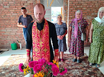 В храмах Калачеевского церковного округа совершены богослужения о страждущих недугом винопития и наркомании